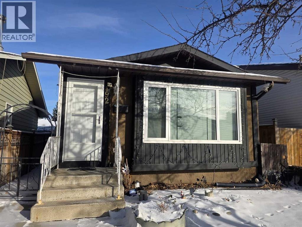 192 Templevale Road NE — photo 2