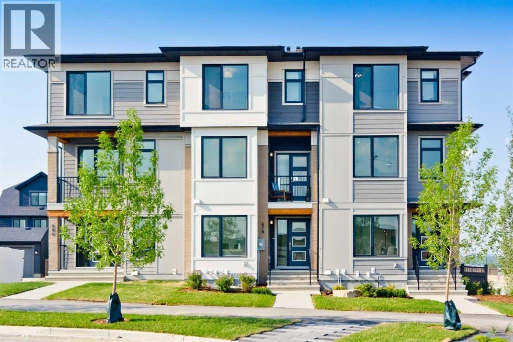 261 Bighorn Avenue SW — photo 1