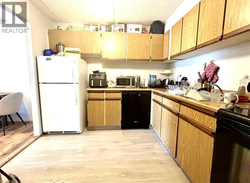 806, 5204 Dalton Drive NW — photo 16