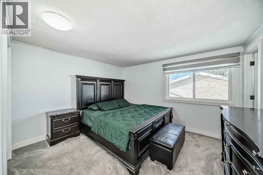 584 Whiteridge Way NE — photo 9