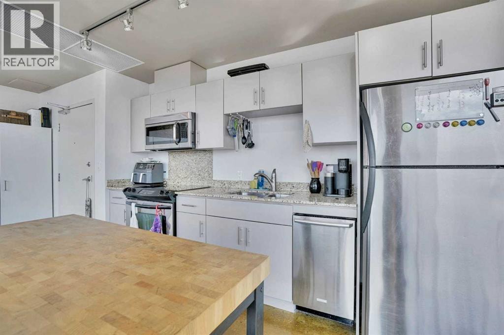 909, 135 13 Avenue SW — photo 10