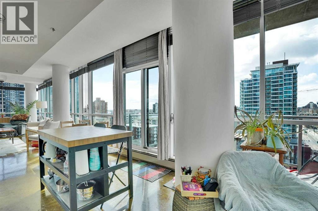 909, 135 13 Avenue SW — photo 14