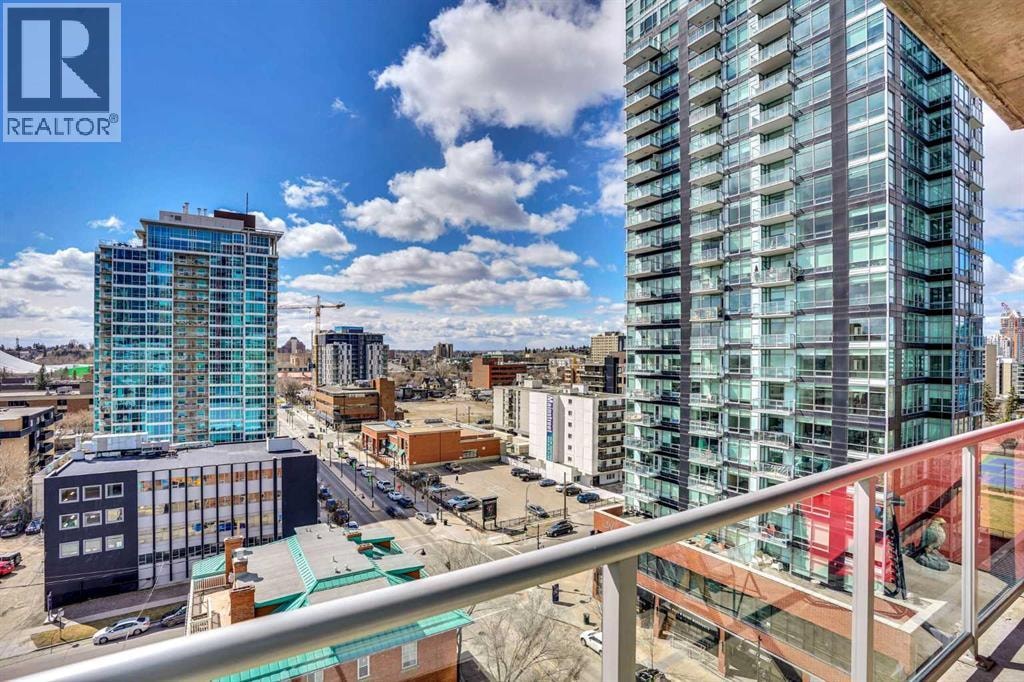 909, 135 13 Avenue SW — photo 32