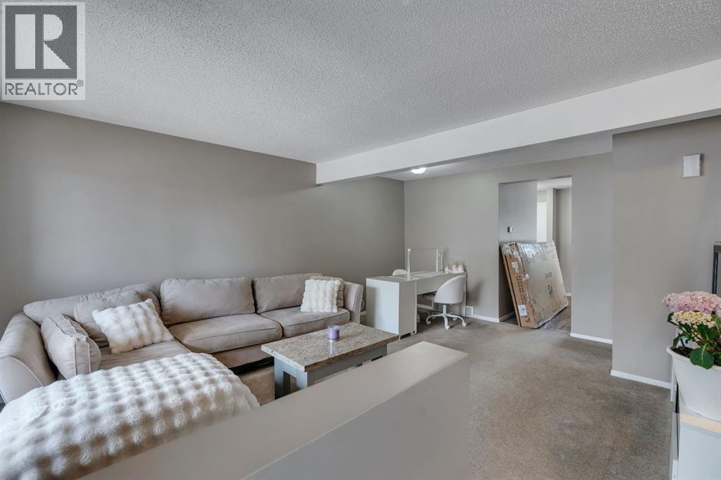 174 Woodmont Terrace SW — photo 10