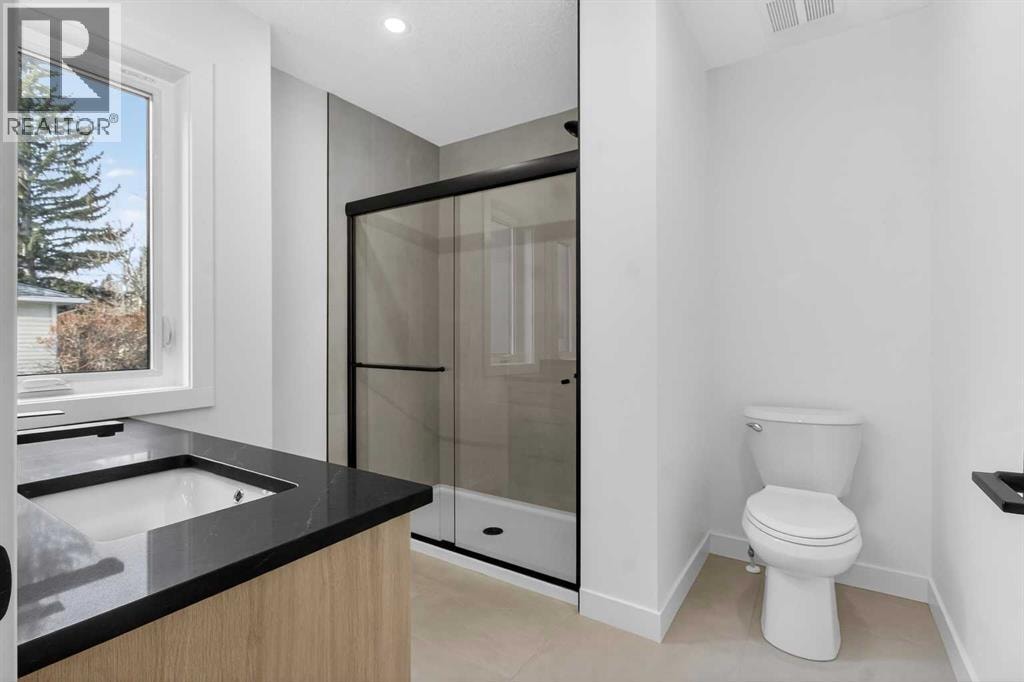 720 52 Avenue SW — photo 22