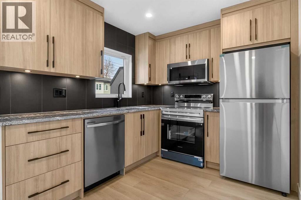 720 52 Avenue SW — photo 49