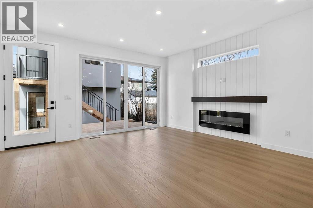 720 52 Avenue SW — photo 13