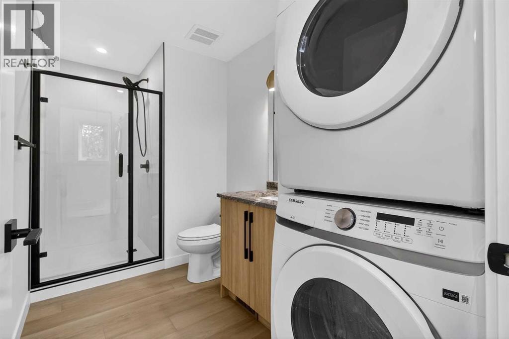 720 52 Avenue SW — photo 46