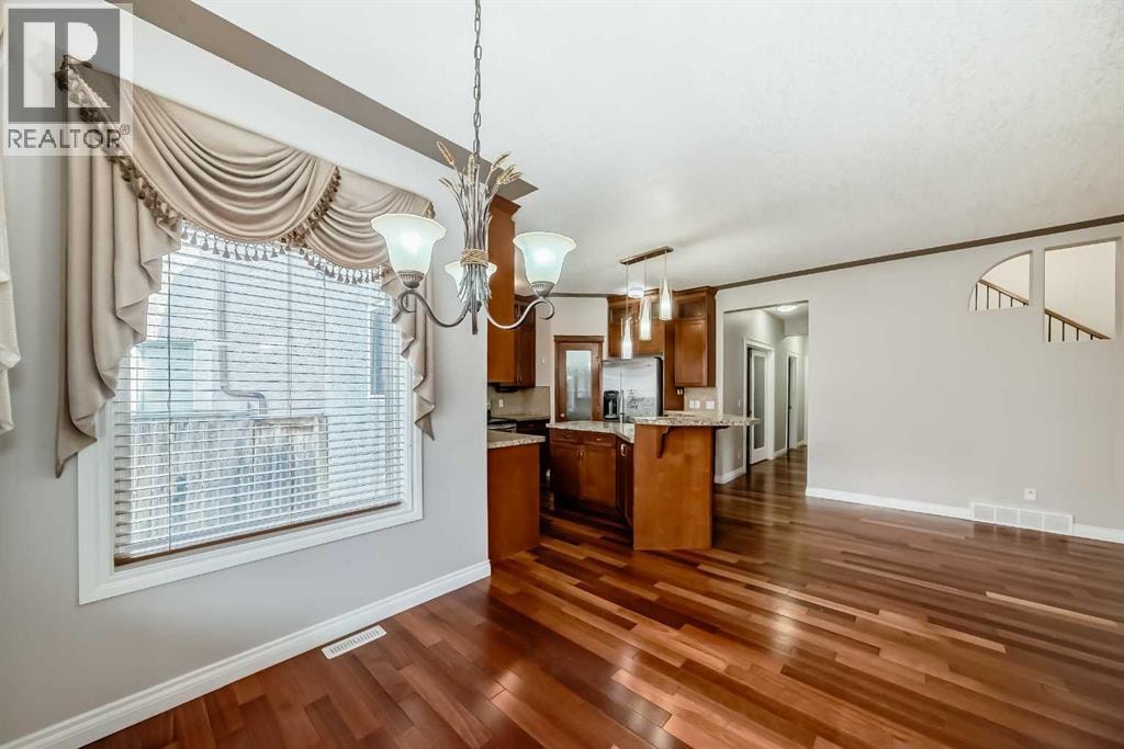 87 Sherwood Circle NW — photo 8