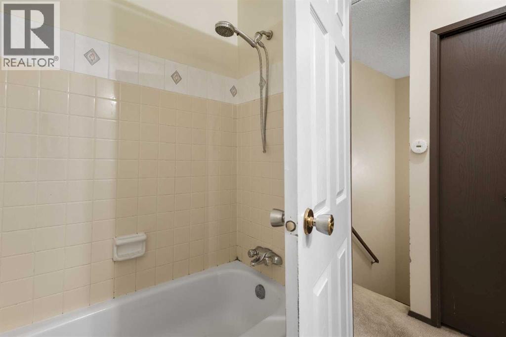 355 Georgian Villas — photo 14