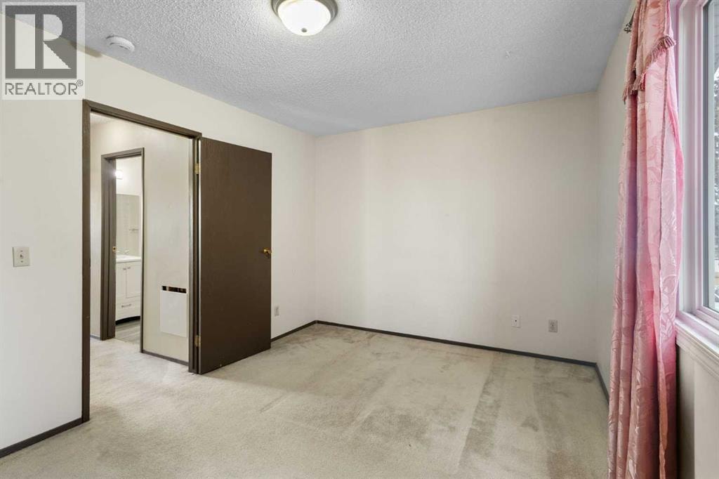 355 Georgian Villas — photo 19