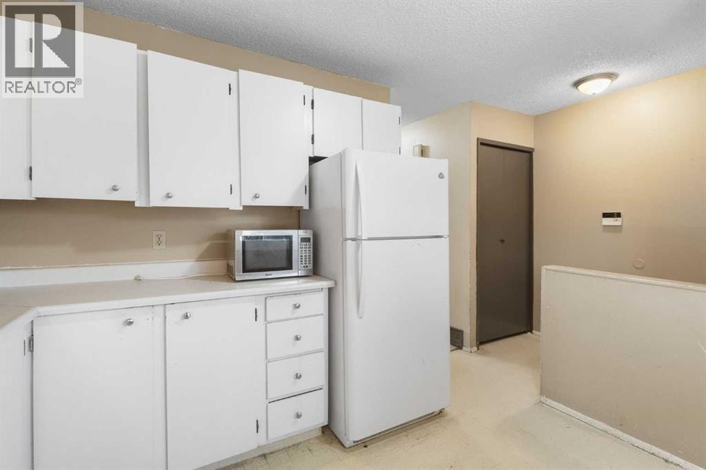 355 Georgian Villas — photo 4