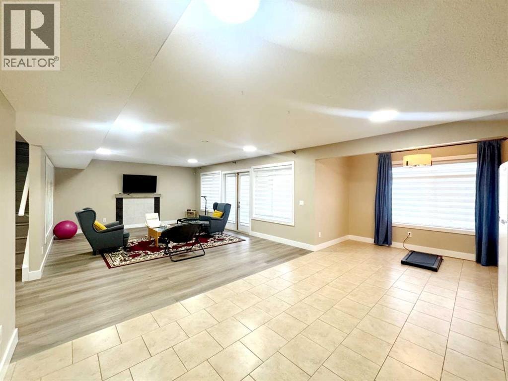 109 KINNIBURGH Boulevard E — photo 16