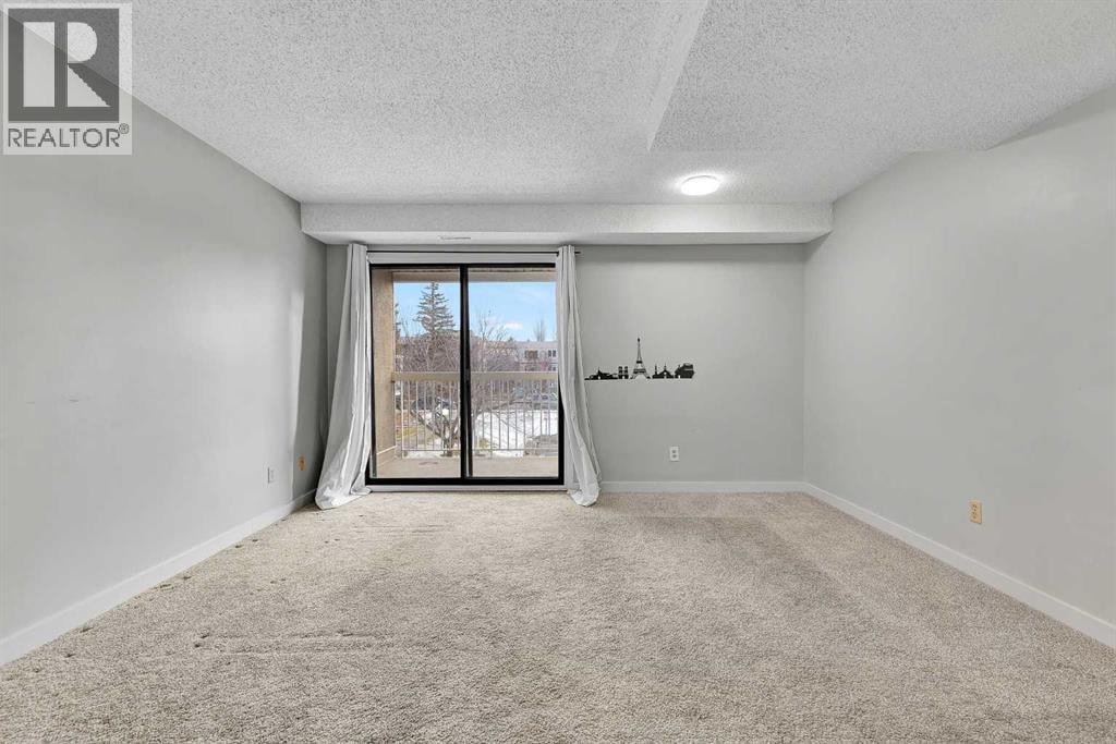 47, 3015 51 Street SW — photo 5