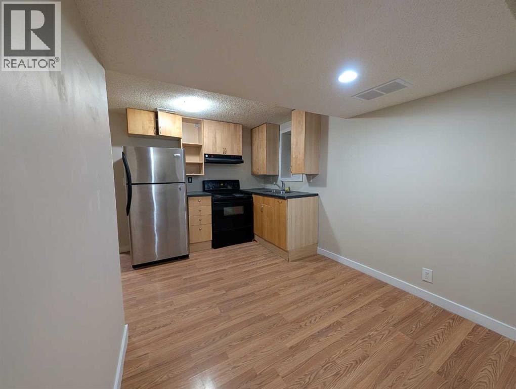 114 Castledale Way NE — photo 18