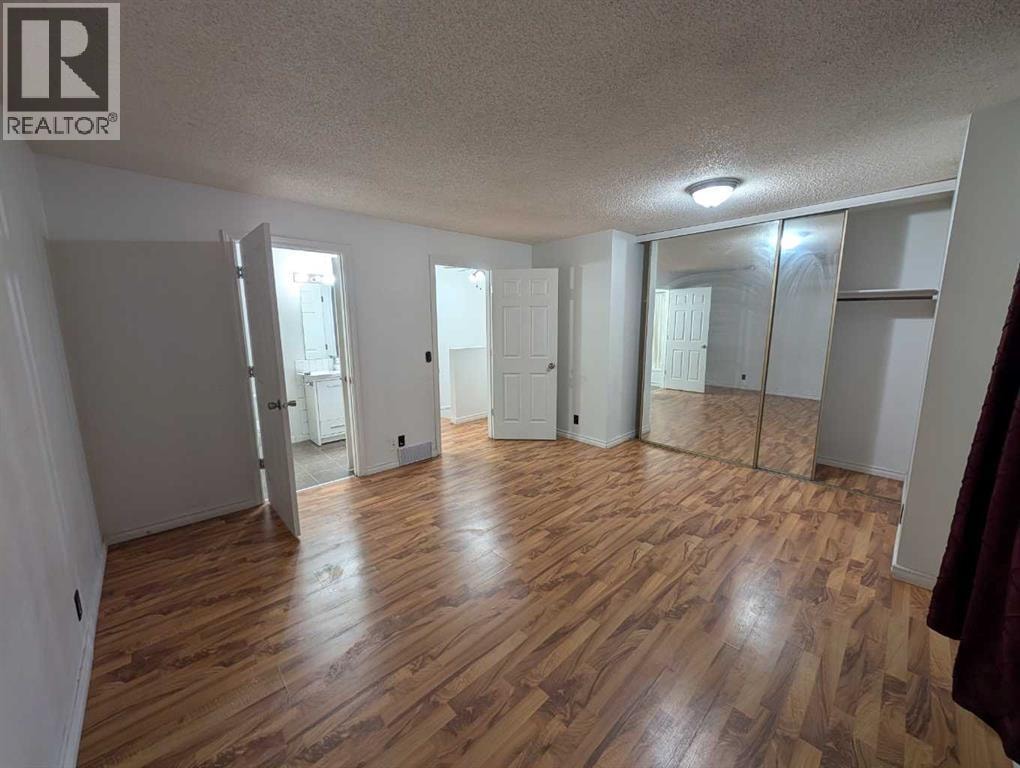 114 Castledale Way NE — photo 10