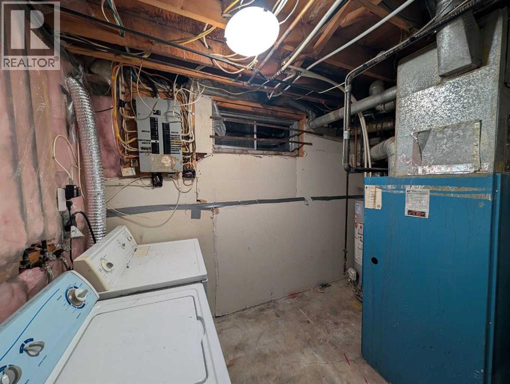 114 Castledale Way NE — photo 24