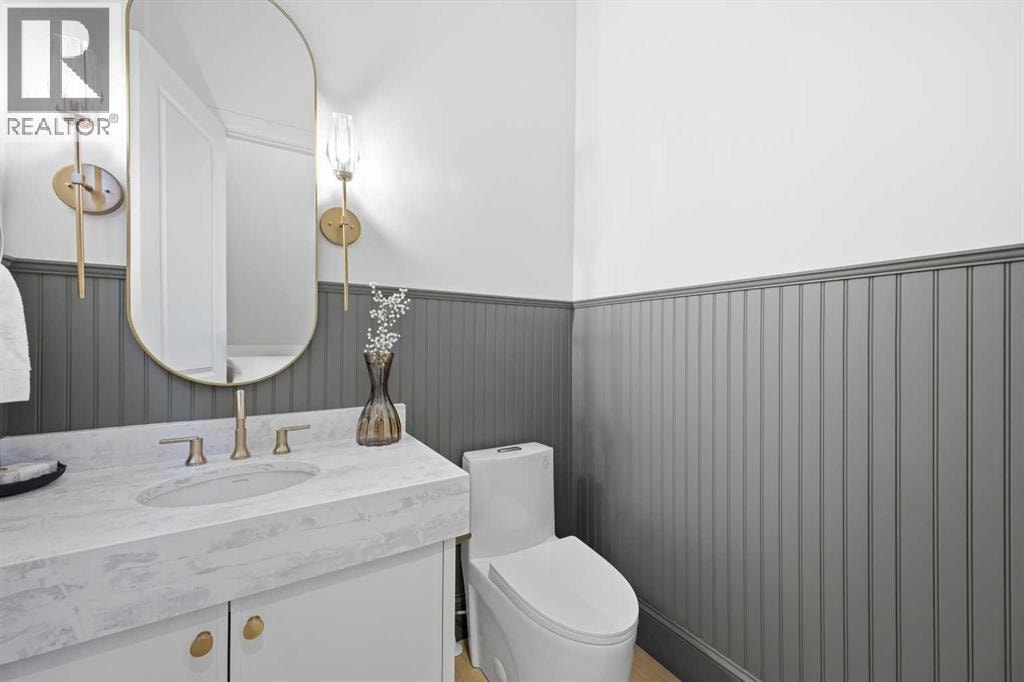 2025 27 Avenue SW — photo 22