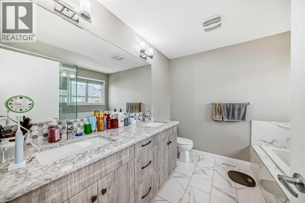 43 Carrington Crescent NW — photo 15