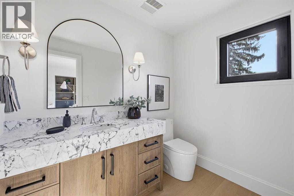 2023 27 Avenue SW — photo 45