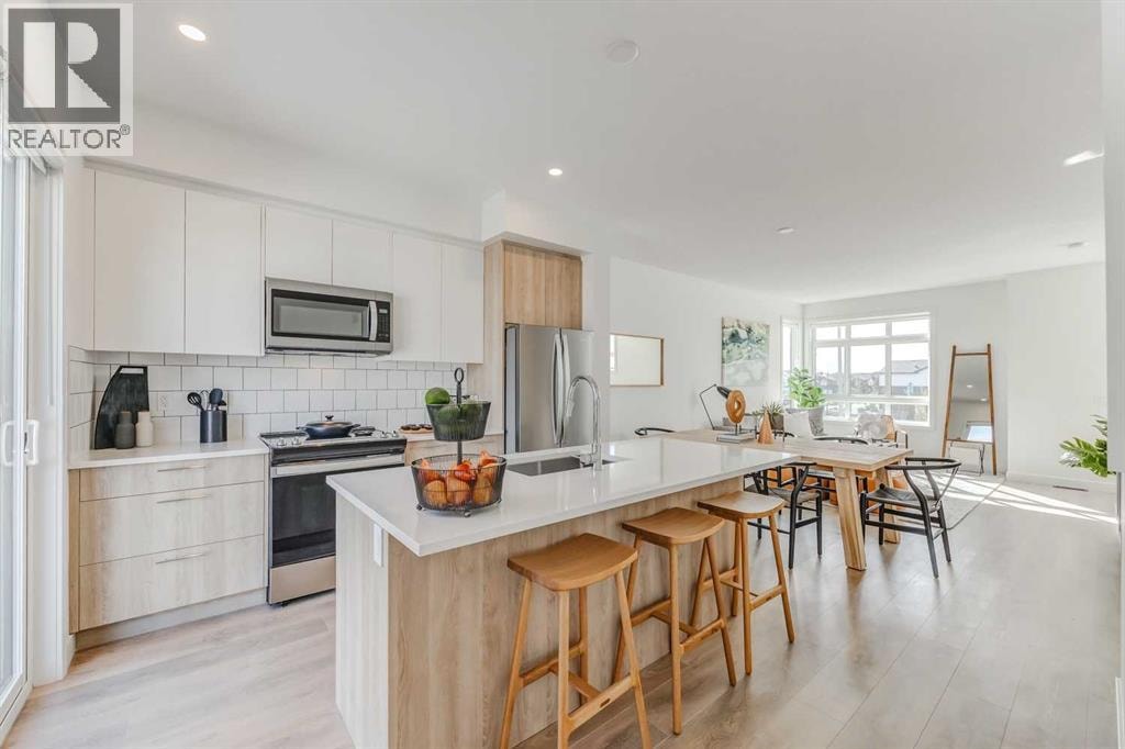 213, 857 Belmont Drive SW — photo 3
