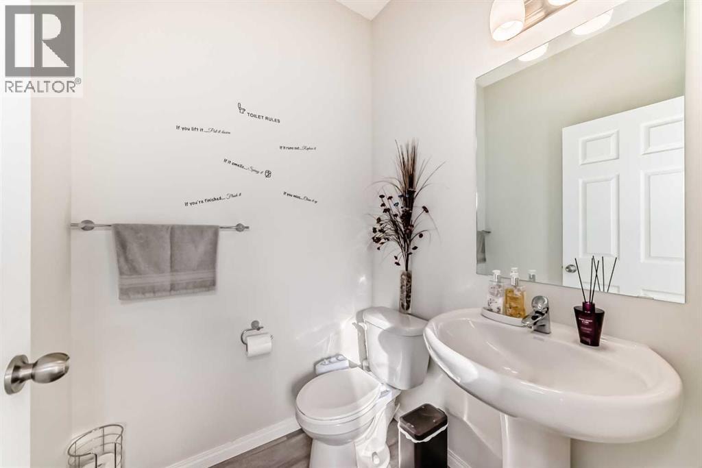 217 Masters Road SE — photo 16