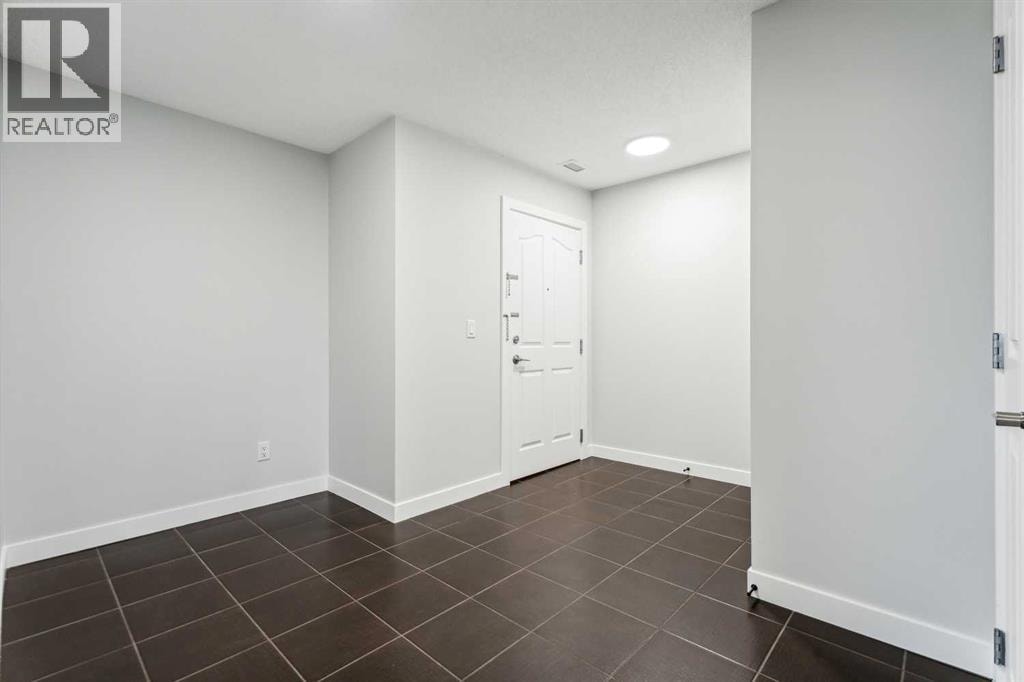 427, 355 Taralake Way NE — photo 3