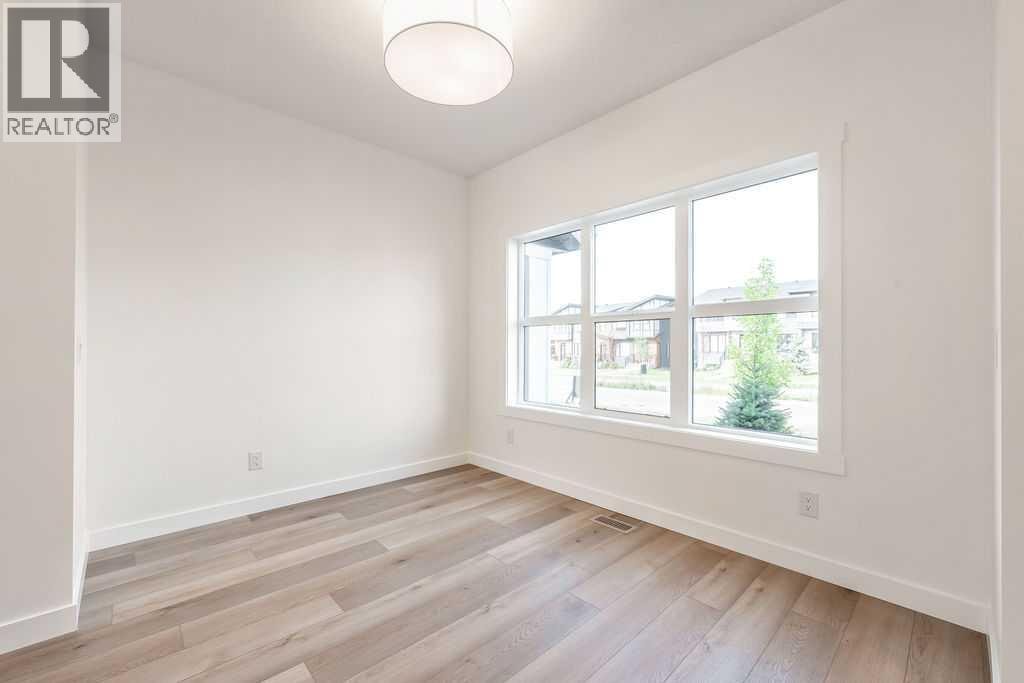 905, 525 River Heights Drive — photo 5