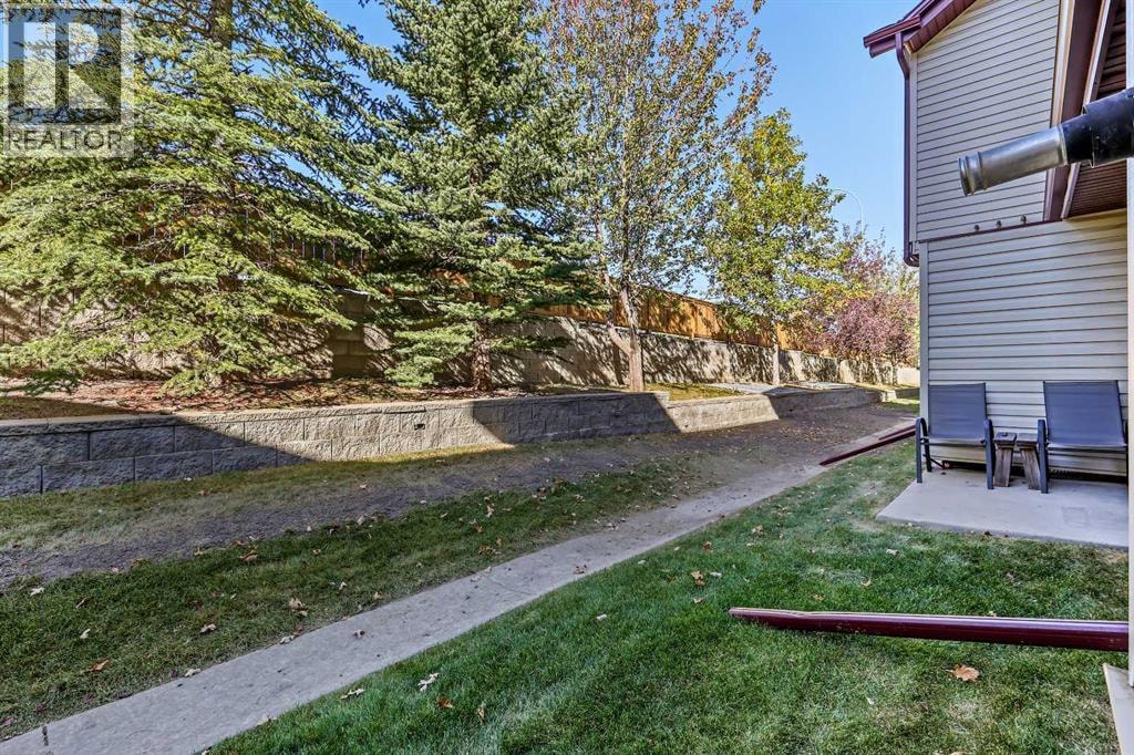104, 15 Everridge Square SW — photo 22