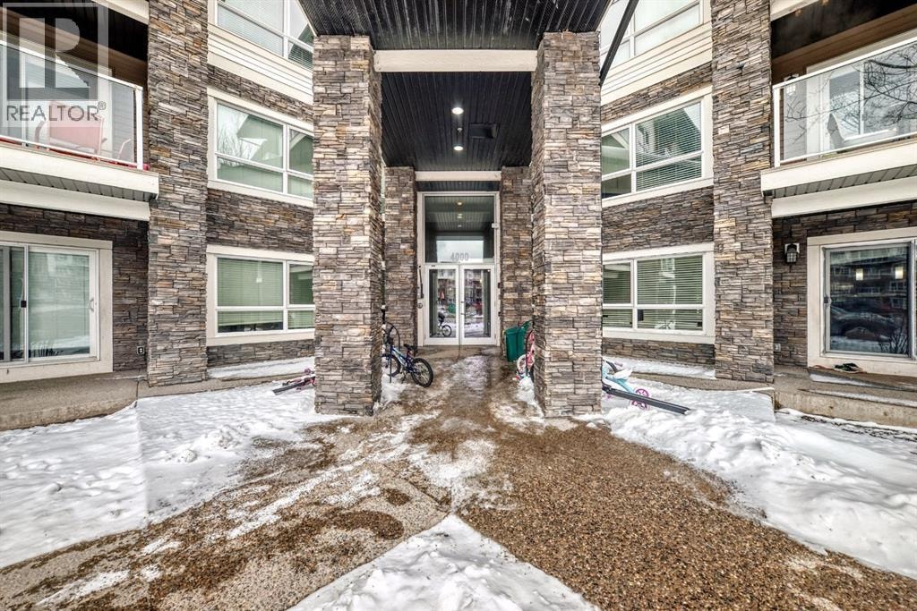 4214, 240 Skyview Ranch Road NE — photo 2
