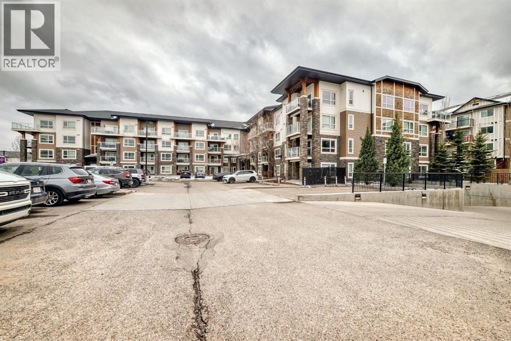 4214, 240 Skyview Ranch Road NE