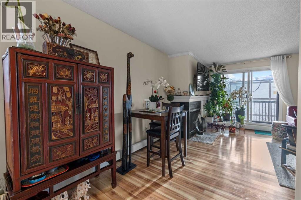 301, 305 25 Avenue SW — photo 12