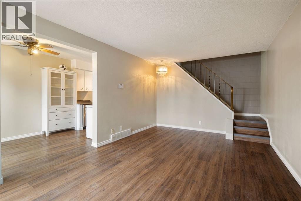6, 6147 Buckthorn Road NW — photo 3