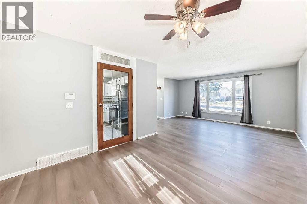 63 Falshire Place NE — photo 8