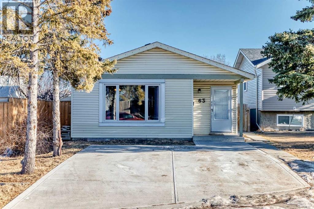 63 Falshire Place NE