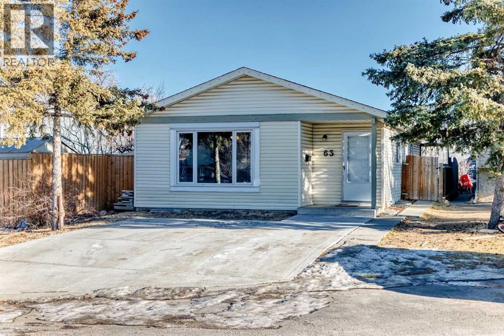 63 Falshire Place NE — photo 2