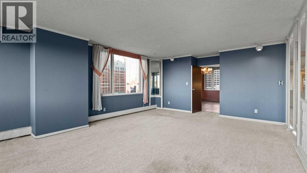 1002A, 500 Eau Claire Avenue SW — photo 21