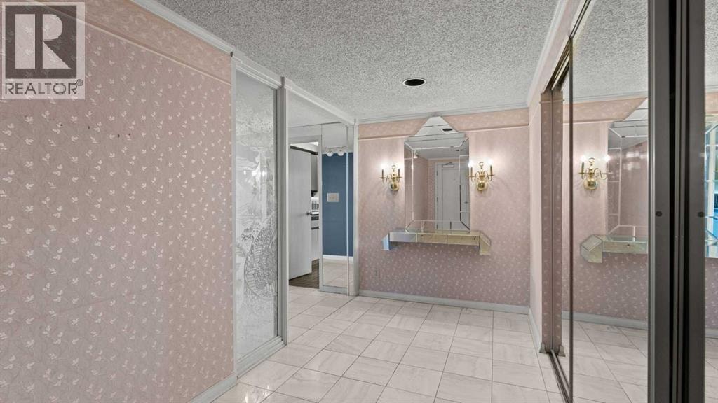 1002A, 500 Eau Claire Avenue SW — photo 28