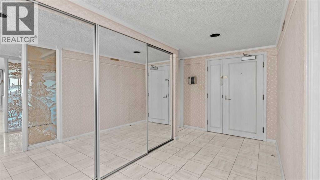 1002A, 500 Eau Claire Avenue SW — photo 29