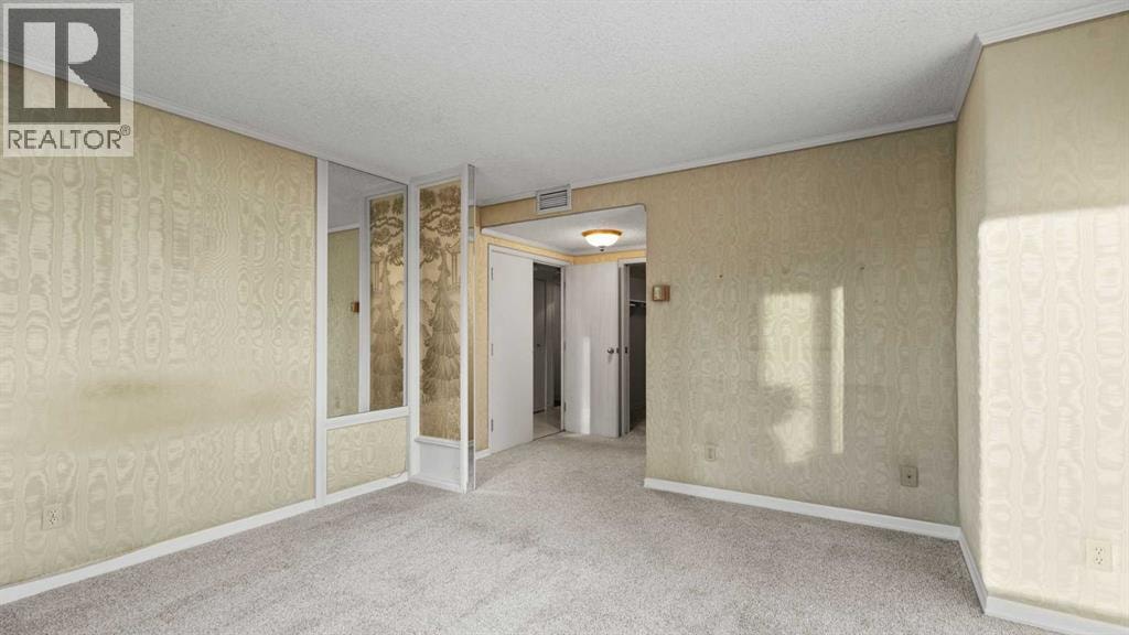 1002A, 500 Eau Claire Avenue SW — photo 32
