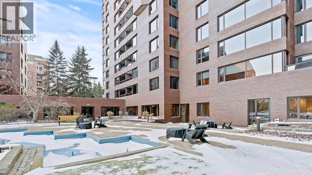 1002A, 500 Eau Claire Avenue SW — photo 47