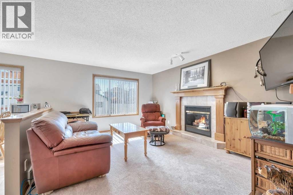 7 Springs Crescent SE — photo 9