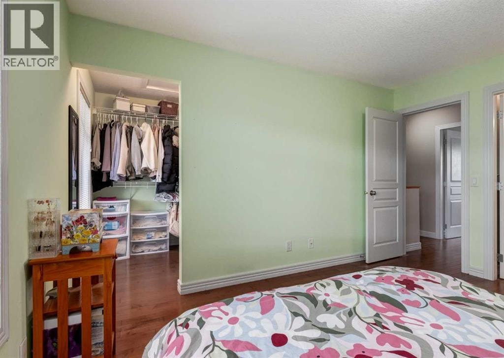 12 Royal Oak Lane NW — photo 23