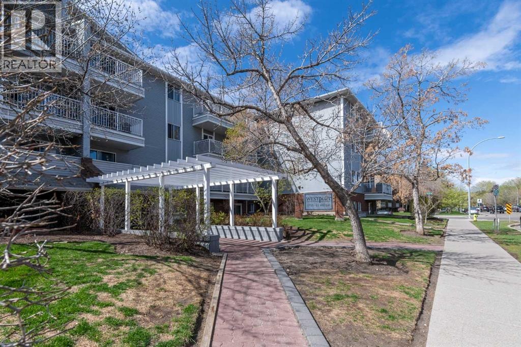 104, 1735 11 Avenue SW