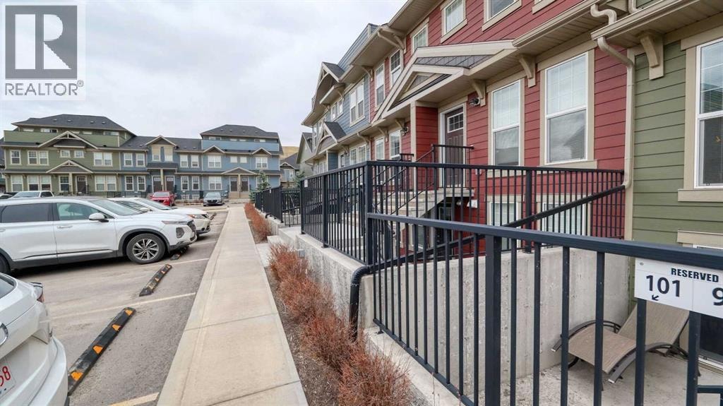 417 Cranbrook Square SE — photo 12