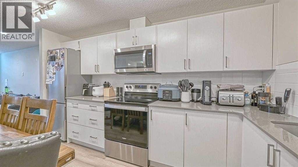 417 Cranbrook Square SE — photo 5
