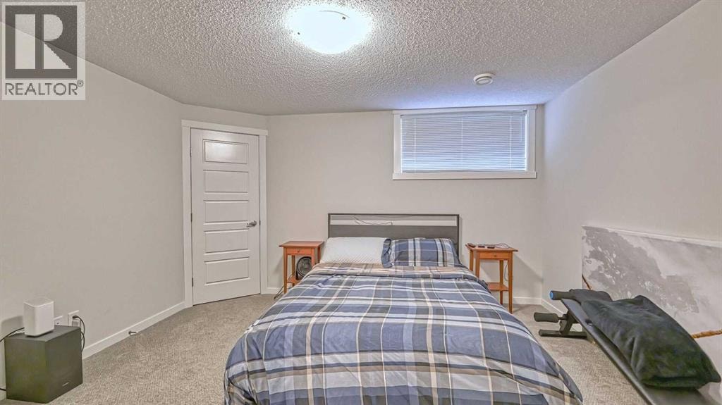 417 Cranbrook Square SE — photo 10