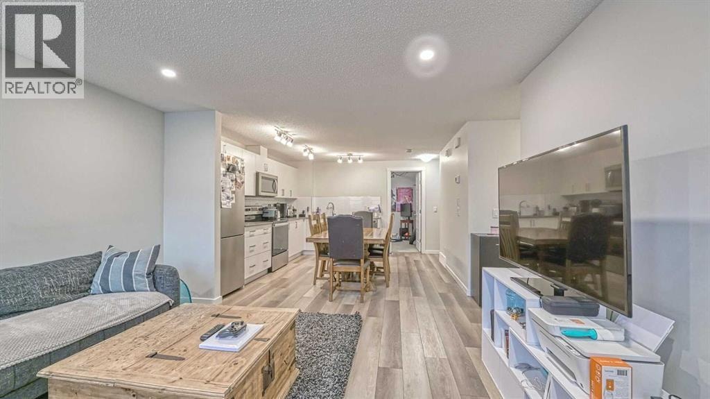 417 Cranbrook Square SE — photo 11