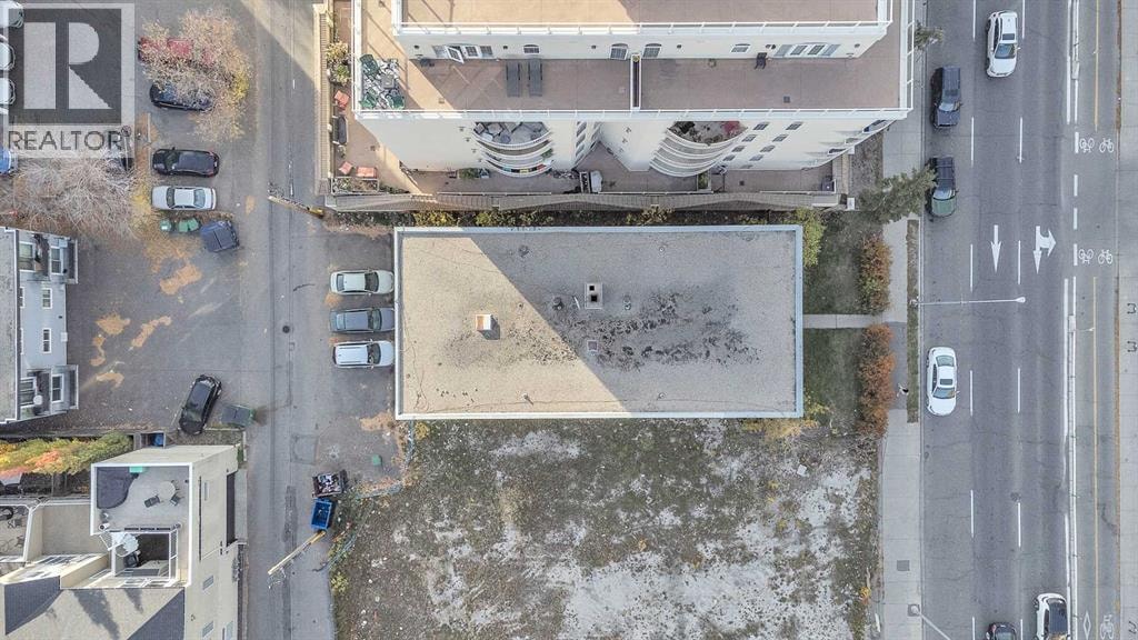 1309 12 Avenue SW — photo 4