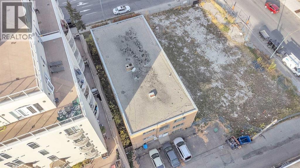 1309 12 Avenue SW — photo 14